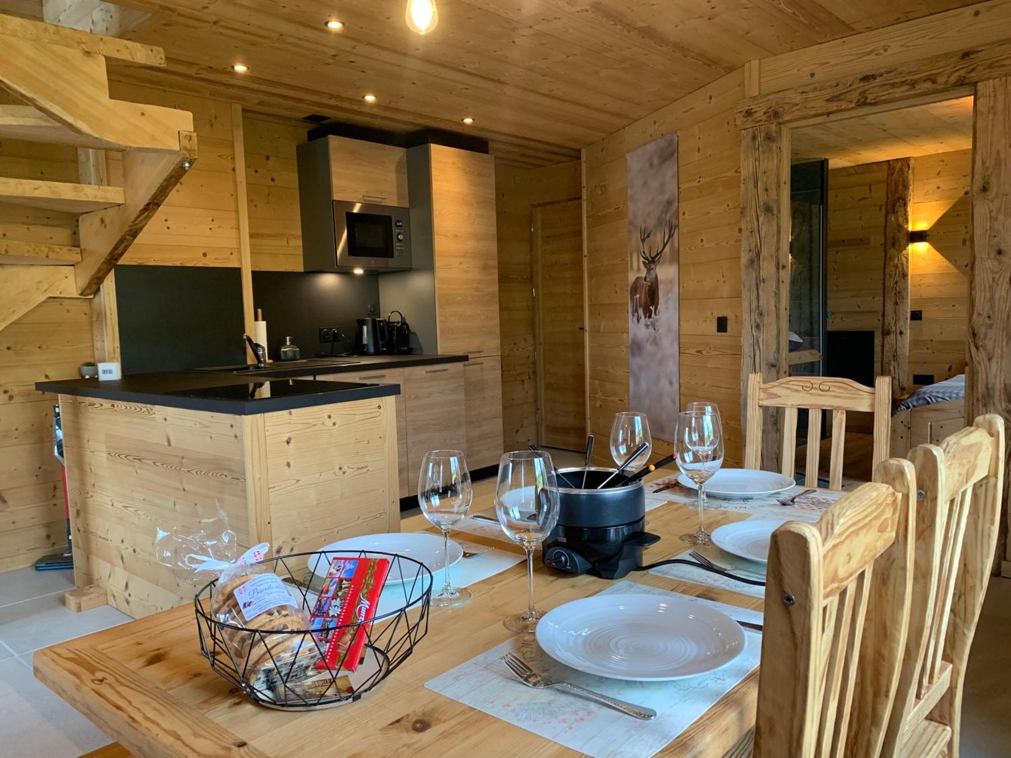 L'Ecureuil, Chez Le Charpentier D'Antan, La Chaleur Du Bois, Le Calme De La Campagne Apartment Epagny Metz-Tessy ภายนอก รูปภาพ